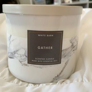 Bath and body works 3-wick (new)